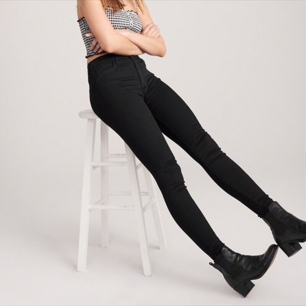 Abercrombie & Fitch Black Skinny Jeans